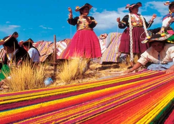 Enjoy Southern Peru in a private tour of 16 days with Colca, Lake Titicaca, Cusco and Machu Picchu